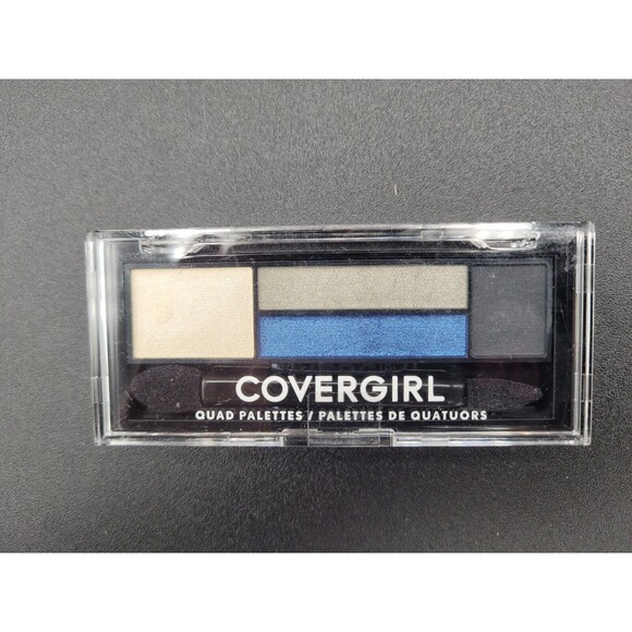 COVERGIRL Quad Palette Eye Shadow 735 Fresh Pick Smokey Eye Colors - Picture 1 of 3
